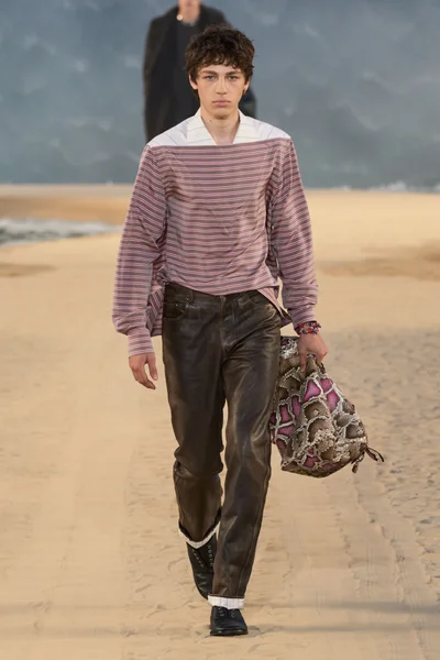 Look 73